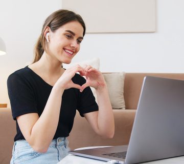 تعریف خیانت آنلاین