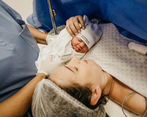 pexels-jonathan-borba-3259628 افسردگی پس از زایمان